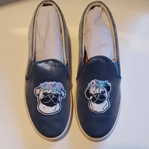 Soludos Pug with flowers grey velvet shoes